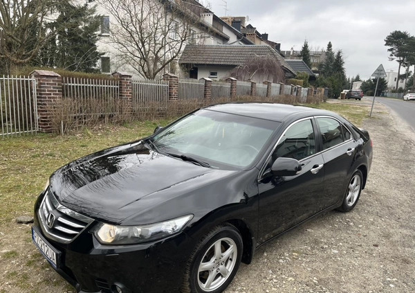 Honda Accord cena 39999 przebieg: 206000, rok produkcji 2013 z Poznań małe 92